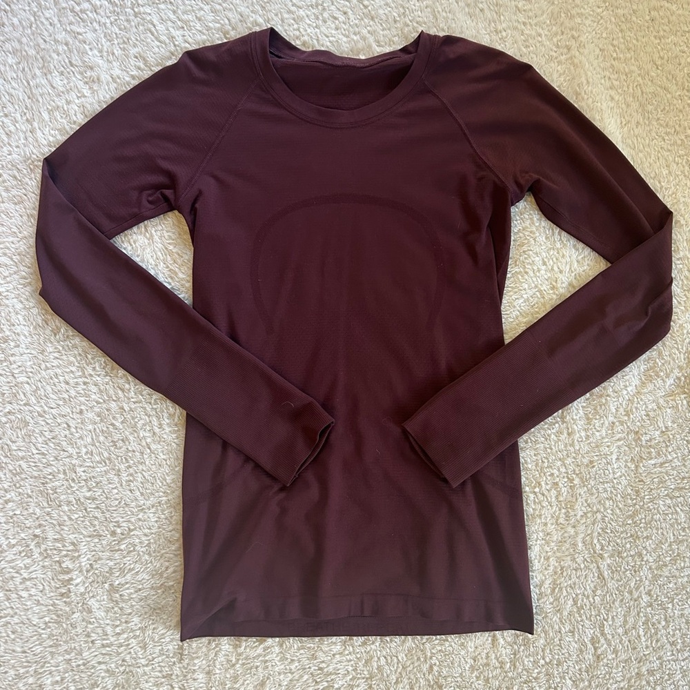 Lululemon- Swiftly Tech Long Sleeve